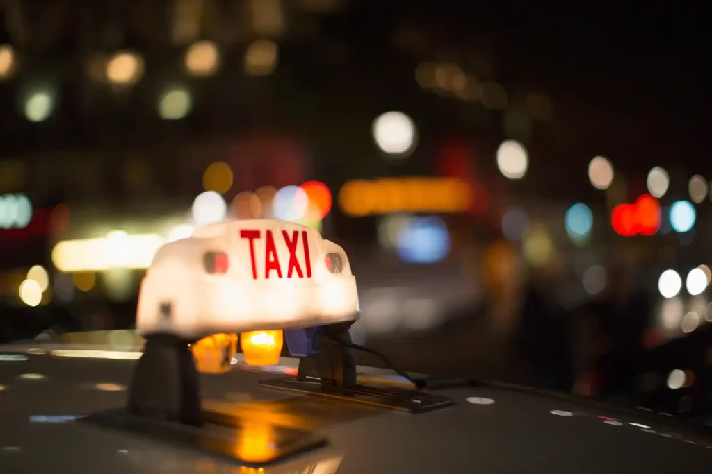 Taxi de nuit en Alsace pour retour soirée sans contrainte de conduite